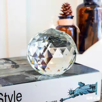 Taille personnalisée prisme en verre cristal boule à facettes goutte suspension diamant taillé boule de verre cristal à facettes