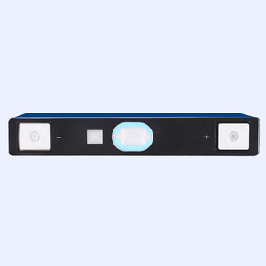 แบตเตอรี่ CALB รุ่นใหม่ 3.7V 113Ah NMC แบบแท่งปริซึม 523 สำหรับรถยนต์ไฟฟ้าและระบบกักเก็บพลังงาน พร้อมการรับประกัน 3 ปี - Product Image 3