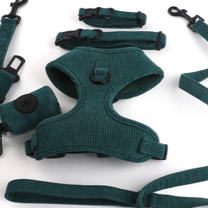 QQPETS Luxus-Hundegeschirr-Set Benutzer definiertes Gummi-Logo mit Halsbändern für Haustier leinen Kit Green Cord Velvet Vest Style für Welpen - Product Image 2