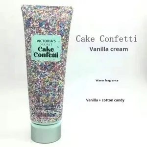 Lotion corporelle <span class=keywords><strong>Victoria</strong></span>'s <span class=keywords><strong>Secret</strong></span> Velvet Petal, parfum velours, hydratante, parfum longue durée, <span class=keywords><strong>pour</strong></span> femme, 236 ml, utilisation en soirée, convient à tous les types de peau - Product Image 4