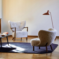 Fauteuil simple en bois massif de style vintage, fauteuil de salon en laine bouclée pour la maison et l'hôtel