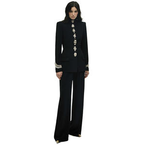 Costume pour <span class=keywords><strong>femme</strong></span> à col mandarin noir avec détails brodés blancs Blazer élégant et <span class=keywords><strong>pantalon</strong></span> large Deux pièces - Product Image 1