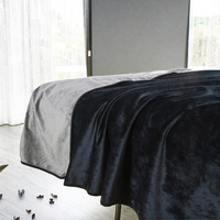 Couverture de velours en peluche en microfibre de luxe doux sur mesure couverture de voyage de lit en flanelle tricotée solide légère et confortable