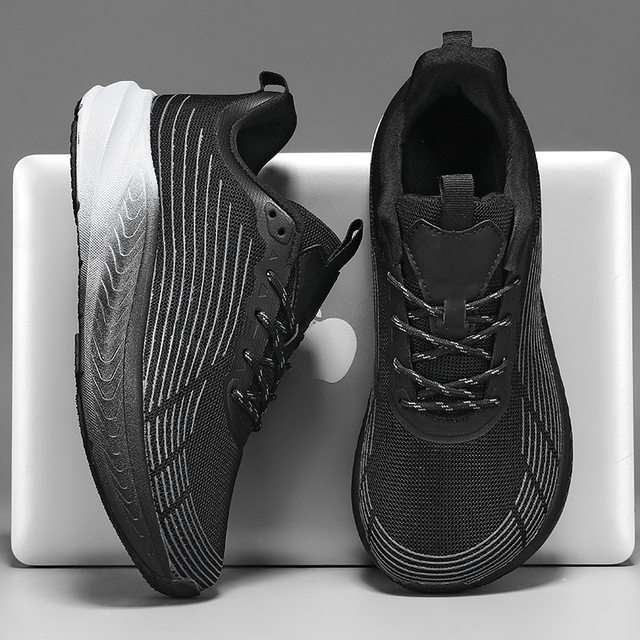 Men's Extra Wide Fit Running Shoes with Breathable Mesh Upper EVA Midsole & Rubber Outsole for Summer Spring Autumn Sports