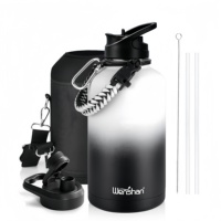 Bouteille d'eau isotherme à double paroi en acier inoxydable de grande capacité 64 oz avec sac de transport en tissu Oxford pour le sport