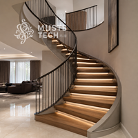 Escalier Courbé de Luxe sur Mesure pour Villa Designer, Conception Directe Usine en Collaboration