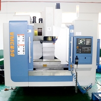 Chine Centre d'usinage CNC vertical à 3 axes en métal VMC 850 Contrôleur Siemens de haute qualité