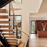 Solution d'escalier en ossature métallique Prima Steel Box pour les projets résidentiels, commerciaux et de villas de luxe