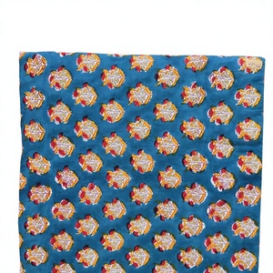 Tissu en coton imprimé floral léger de qualité supérieure pour la décoration intérieure, housses de matelas, serviettes - Fournisseur indien pour vêtements pour filles et garçons - Product Image 1
