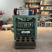 Machine semi-automatique de fabrication de briques en ciment, modèles 4-35B, formes variées, moule personnalisable, très demandée au Kenya