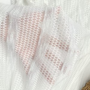 Sản Xuất Màu Trắng Kim Loại Mềm Shinny Kết Cấu Dải Ưa Thích Boucle Tweed Vải Lấ<span class=keywords><strong>p</strong></span> Lánh Bạc Kim Loại Polyester Tweed Vải - Product Image 6