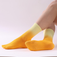 Chaussettes de yoga, de sport, de fitness et de Pilates colorées, tendance et antidérapantes, en gros et sur mesure