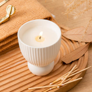 Vaso de cerámica personalizado para velas con diseño de rayas, vacío, para velas aromáticas, uso comercial y regalos. - Product Image 3