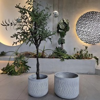 Vente du fabricant 2024 Nouvelle mode Grandes décorations d'intérieur et de jardin Pots de fleurs en ciment faits à la main Écologiques Exposition au sol