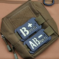 Boucles en plastique Glow a B O AB Blood POS NEG Clips pour sac à dos Boucle de remplacement en nylon Tri Glide pour sac à dos