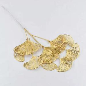 M238 Decoración <span class=keywords><strong>de</strong></span> Fiesta al por Mayor, Planta Artificial <span class=keywords><strong>de</strong></span> Eucalipto Dorado <span class=keywords><strong>de</strong></span> Plástico, Hojas Doradas <span class=keywords><strong>de</strong></span> Palma - Product Image 5