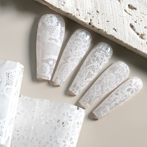 10 Rotoli di Carta Transfer <span class=keywords><strong>per</strong></span> Nail Art con Pizzo Francese 3D Bianco e Nero, 2,550 cm, Adesivi Trasferibili Cavi Effetto Cielo Stellato, Decorazioni <span class=keywords><strong>per</strong></span> Manicure - Product Image 4