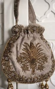 Bolsas de POTLI hechas a mano embellecidas con cuentas de cristal, piedra, perla, trabajo ZARDOZI-2021 - Product Image 2