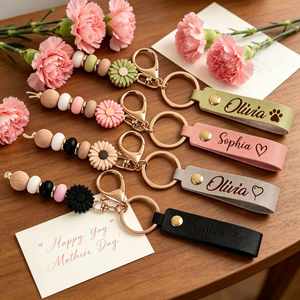 Llavero con Cuentas de Margarita, Elegante Llavero de Cuero, Colgante Personalizado con Letra o Icono para Bolso, Regalo para el Día de la Madre y Regalos para Maestras - Product Image 1