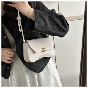 กระเป๋าสีพื้นสำหรับผู้หญิง ฤดูร้อน ดีไซน์เรียบง่าย ทันสมัย กระเป๋าสะพายข้าง ราคาถูก กระเป๋าถือผู้หญิง แบรนด์ Tanjing - Product Image 6