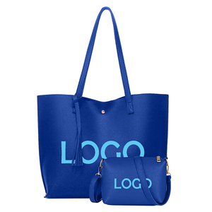 Set di Borse Personalizzate con Logo Stampato, Colore <span class=keywords><strong>Bordeaux</strong></span>, in Pelle Vegana, Set di 2 Pezzi, <span class=keywords><strong>Borsa</strong></span> a Mano e <span class=keywords><strong>Borsa</strong></span> a Tracolla per <span class=keywords><strong>Donna</strong></span> - Product Image 2