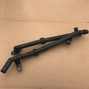 Testa del cilindro del <span class=keywords><strong>motore</strong></span> <span class=keywords><strong>tubo</strong></span> di <span class=keywords><strong>acqua</strong></span> A2712002452 271 200 24 52 Per Mercedes Benz W204 C204 C250 SLK250 - Product Image 1