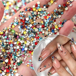 อุปกรณ์ตกแต่งเล็บคริสตัลแก้ว 12 ช่อง ประดับเพชรแบนวิบวับ สำหรับตกแต่งเล็บ - Product Image 6