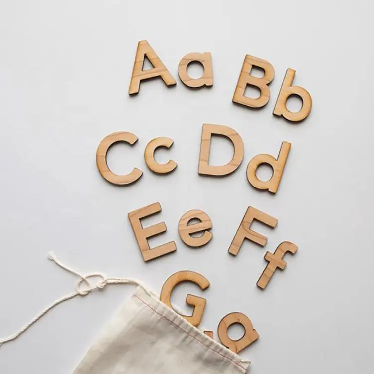Letras del alfabeto de madera Natural para niños, decoración personalizada para el hogar, venta al por mayor, Educación Temprana