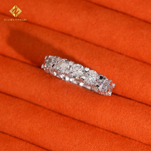 Anillo de Eternidad Unisex de Lujo con Diamantes Cultivados en Laboratorio, Forma Redonda, 5mm, Plata S925, Certificado IGI, para Compromiso o Boda - Product Image 5