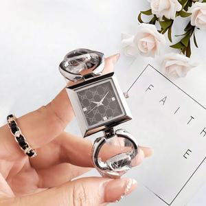 Montre à quartz pour femme en alliage, style dessin animé, style professionnel, avec fonction chronographe - Product Image 4