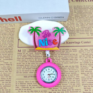 Housse de montre d'infirmière en silicone, montre de poche à broche, porte-badge rétractable, cadeau de Noël pour infirmière, étudiant, médecin - Product Image 1
