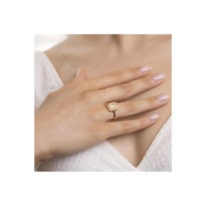 Bague vintage pour homme en or 22 carats, or 10 carats, diamants taille émeraude radiants, surface brillante, motif géométrique, sertissage clos - Product Image 2