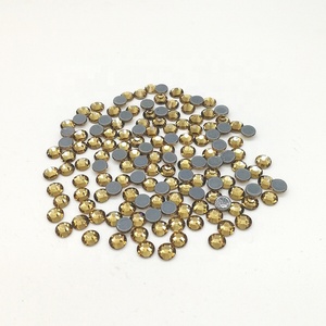Lot de 20 couleurs de strass thermocollants, 1440 pièces, en verre cristal AB, à dos plat pour vêtements - Product Image 3