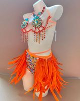 Ensemble 3 pièces de costume de danse du ventre perlé à la main : soutien-gorge, bas et mini-jupe à plumes pour tenue de rave EDC, défilé du Mardi Gras, Jouvert, Showgirls