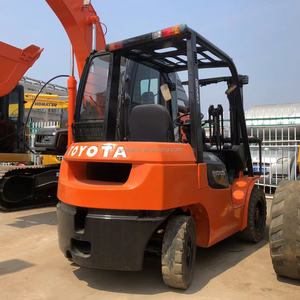 3吨日本二手柴油叉车，配备5吨日本发动机，三段侧移，低价叉车出售 - Product Image 6