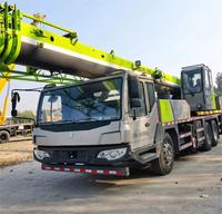 Grue tout-terrain Zoomlion 25 tonnes en promotion avec capacité de levage pour le port et le chantier, levage de charges lourdes