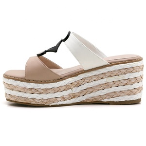 Sandales <span class=keywords><strong>compensées</strong></span> à plateforme pour <span class=keywords><strong>femme</strong></span>, modèle 2022, confortables, tendance, avec bride à boucle, tressées, style espadrille, bout pointu, strass, été - Product Image 3