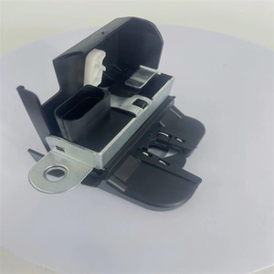 Loquet de porte arrière Volkswagen 1T0827505 1K6827505E 5K0827505 5ND827505 Pièce de rechange en plastique Neuve - Product Image 1