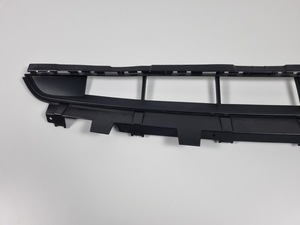 9Y0807684 Grille de protection inférieure du pare-chocs avant pour Porsche Cayenne 2018 2019 2020 2021 Pièces automobiles - Product Image 3