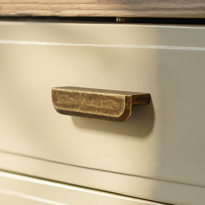 Vente directe d'usine <span class=keywords><strong>de</strong></span> poignée vintage et vieillie en alliage <span class=keywords><strong>de</strong></span> zinc pour armoires armoires tables <span class=keywords><strong>de</strong></span> chevet tiroirs et poignées solides - Product Image 1