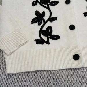 Cárdigan de Punto Transpirable para Mujer, Estilo Vintage, Color Blanco, Cuello Redondo, Manga Larga, Cierre de Botón, Bordado <span class=keywords><strong>Floral</strong></span>, Otoño-Invierno - Product Image 6