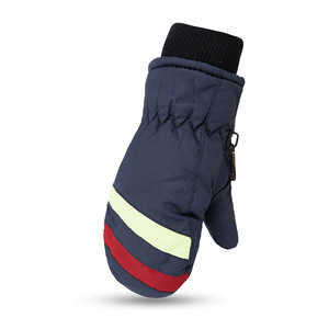 Gants thermiques d'hiver pour enfants de 2 à 5 ans, imperméables, sans doigts, pour le ski, sac de rangement chaud pour les activités de plein air, parents et enfants - Product Image 4