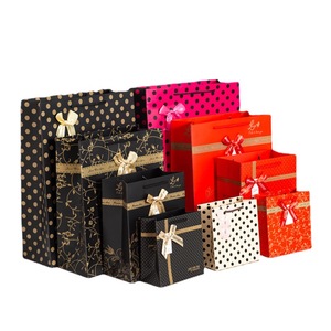 Bolsa de Regalo Estilo Coreano con Lazo y Asa de Cuerda con Estampado Dorado/Plateado para Empaque de Joyería y Ropa - Product Image 3