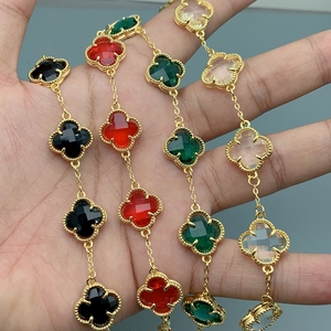 <span class=keywords><strong>Bracelet</strong></span> en cristal zircon <span class=keywords><strong>personnalisé</strong></span> en gros, trèfle à quatre feuilles, pour femmes, bijoux cadeau - Product Image 1