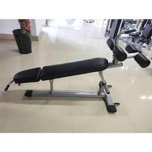 Banc de musculation commercial inclinable et <span class=keywords><strong>plat</strong></span> <span class=keywords><strong>pour</strong></span> exercices de sit-up et entraînement de force. Excellent équipement de sport <span class=keywords><strong>pour</strong></span> la salle de sport à domicile - Product Image 4