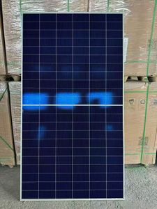 แผงโซลาร์เซลล์ Rizen Solar แบบกระจกสองชั้น 3.2 มม. AR กระจกนิรภัย กำลังไฟ 700W-720W โมดูลพลังงานสูง ประสิทธิภาพ 23.2% - Product Image 2