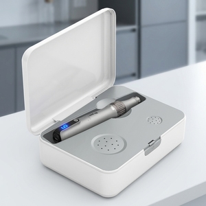 Stylo de Microneedling Électrique, Nouveau <span class=keywords><strong>Dr</strong></span> <span class=keywords><strong>Pen</strong></span> M8 pour la Régénération de la Peau - Product Image 2