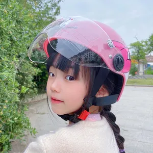 Детский мотоциклетный шлем