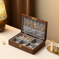 Boîte à bijoux en bois de noyer noir haut de gamme faite à la main avec fermeture magnétique pour bagues, montres, bracelets