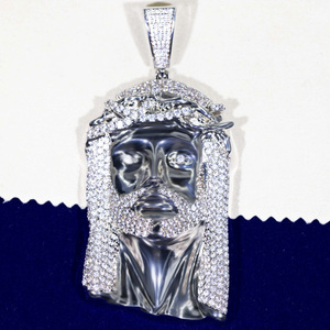 Colgante de Jesús con Moissanita VVS, Certificado GRA, Chapado en Oro, Plata de Ley 925, Engaste de Garra, Corte Brillante Redondo, Estilo Hiphop - Product Image 4